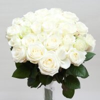 29 белых роз